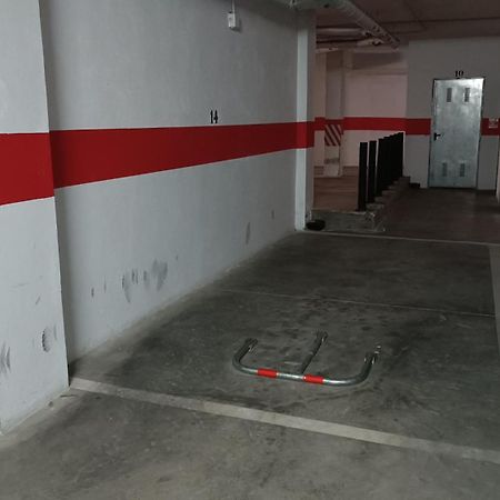 Sherryflat Paralejo 10 - Parking Jerez de la Frontera Buitenkant foto